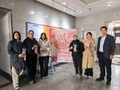 也进一步强化了学院的凝结力和